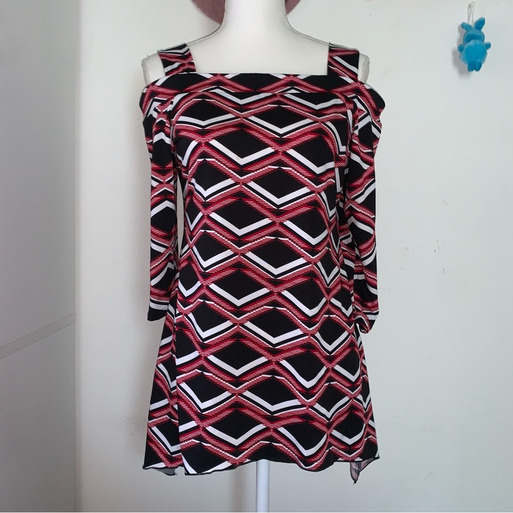 Camille & Co | Off-shoulder blouse